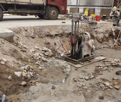 杏花岭公路下沉压浆